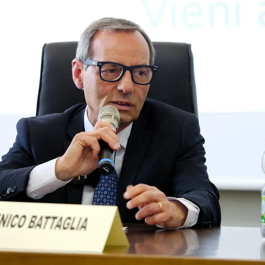 Biblioteca “Pietro De Nava”, Battaglia: «I progetti di adeguamento renderanno ancora migliore il servizio»\n