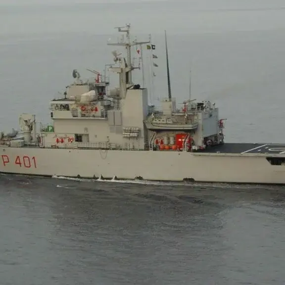 Hormuz, Meloni prepara il Parlamento alla missione navale: pressing di Francia e Regno Unito, navi pronte verso il Golfo\n