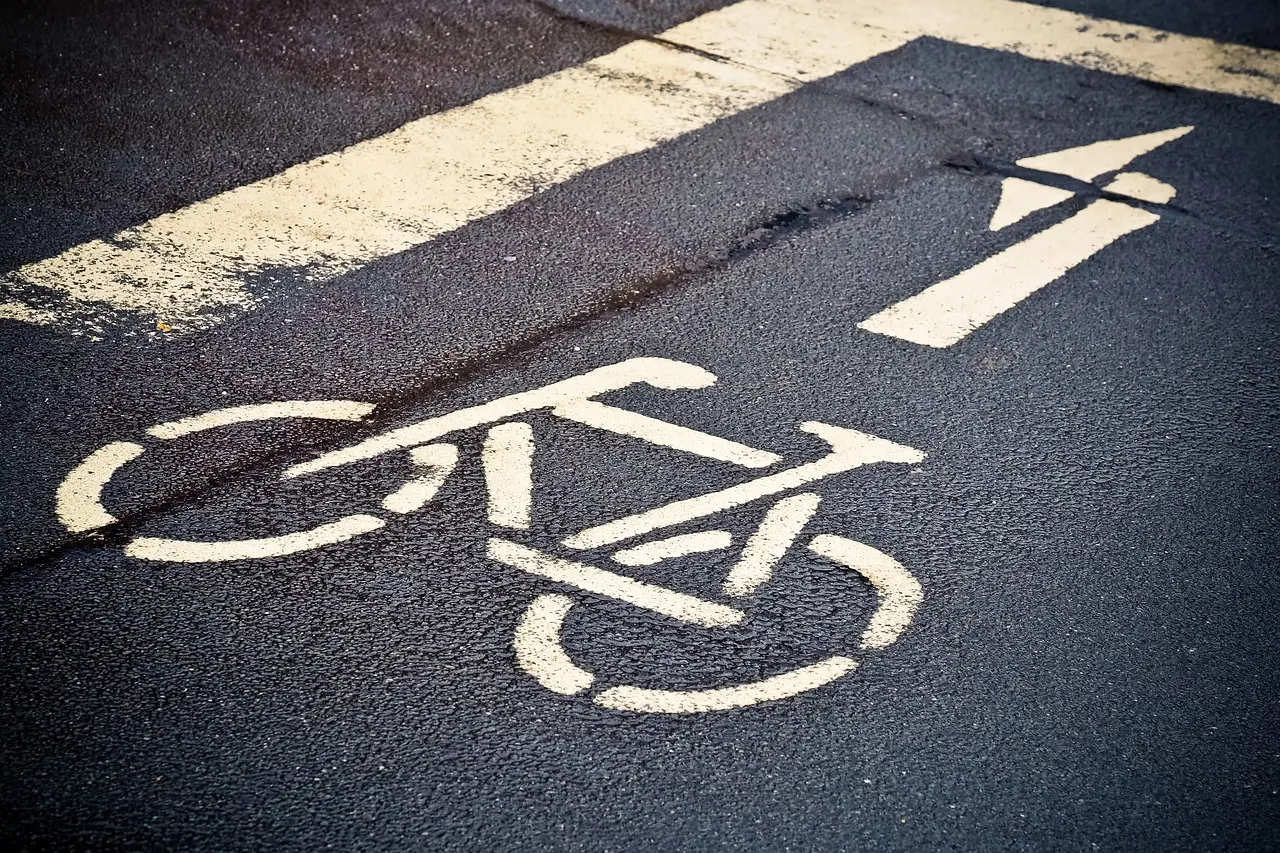 Piste ciclabili a Rende, il Comitato del No applaude il Comune: «Erano pericolose e inutilizzate»\n