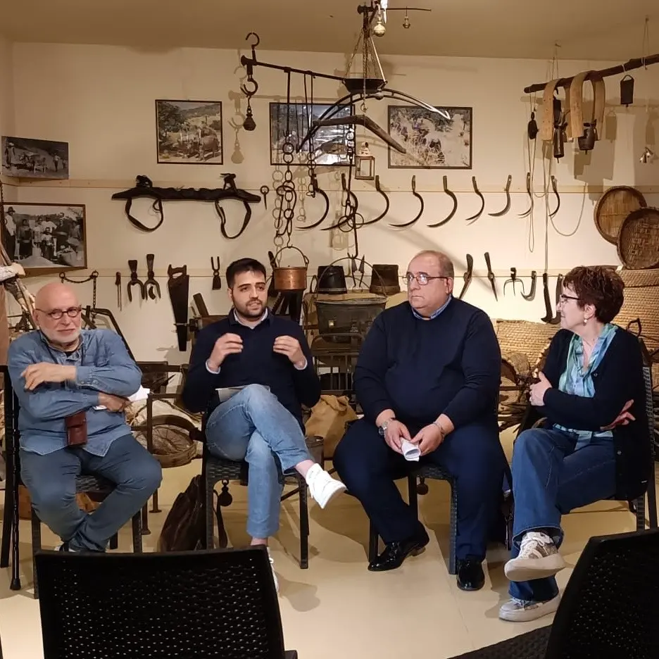 Nuvole abusive, il nuovo libro dello scrittore calabrese Fiorenzo Pantusa presentato tra le\n\nmeraviglie del Museo del Pane di Cuti\n
