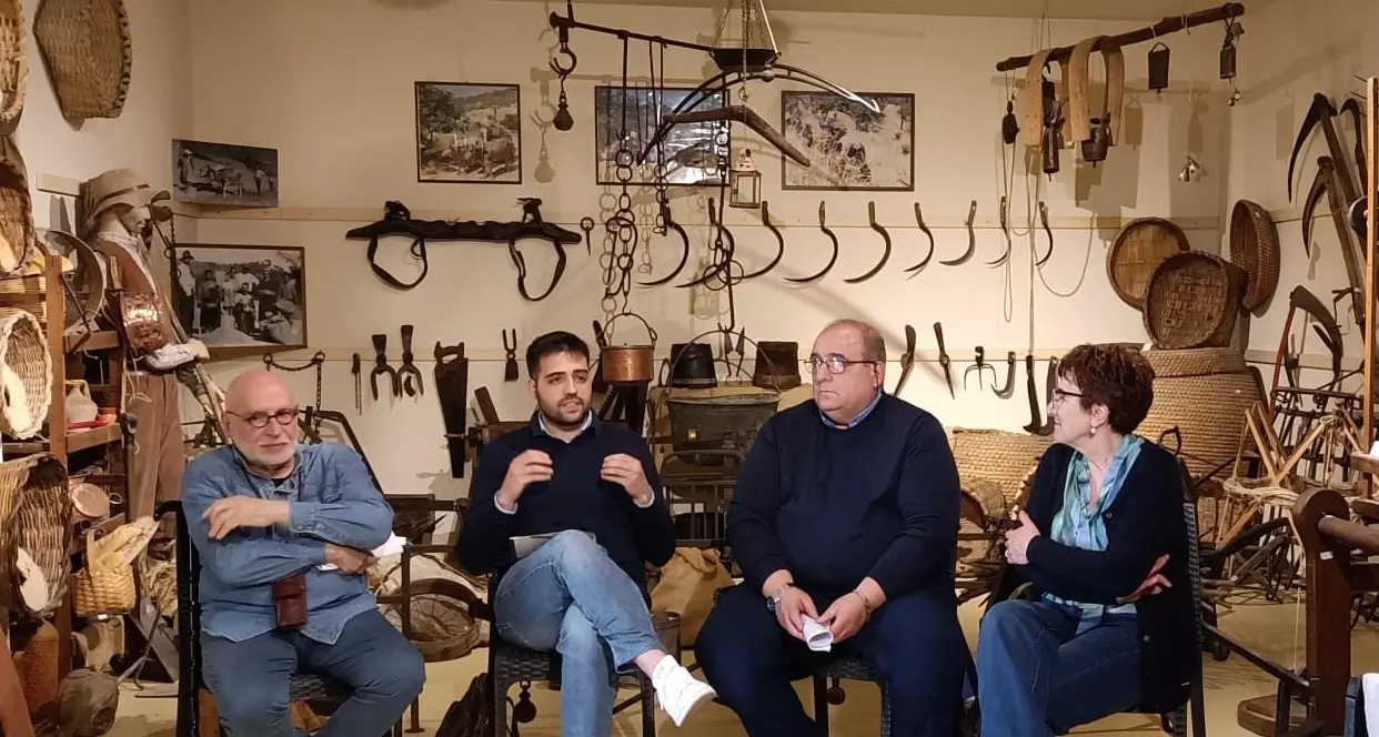 Nuvole abusive, il nuovo libro dello scrittore calabrese Fiorenzo Pantusa presentato tra le\n\nmeraviglie del Museo del Pane di Cuti\n