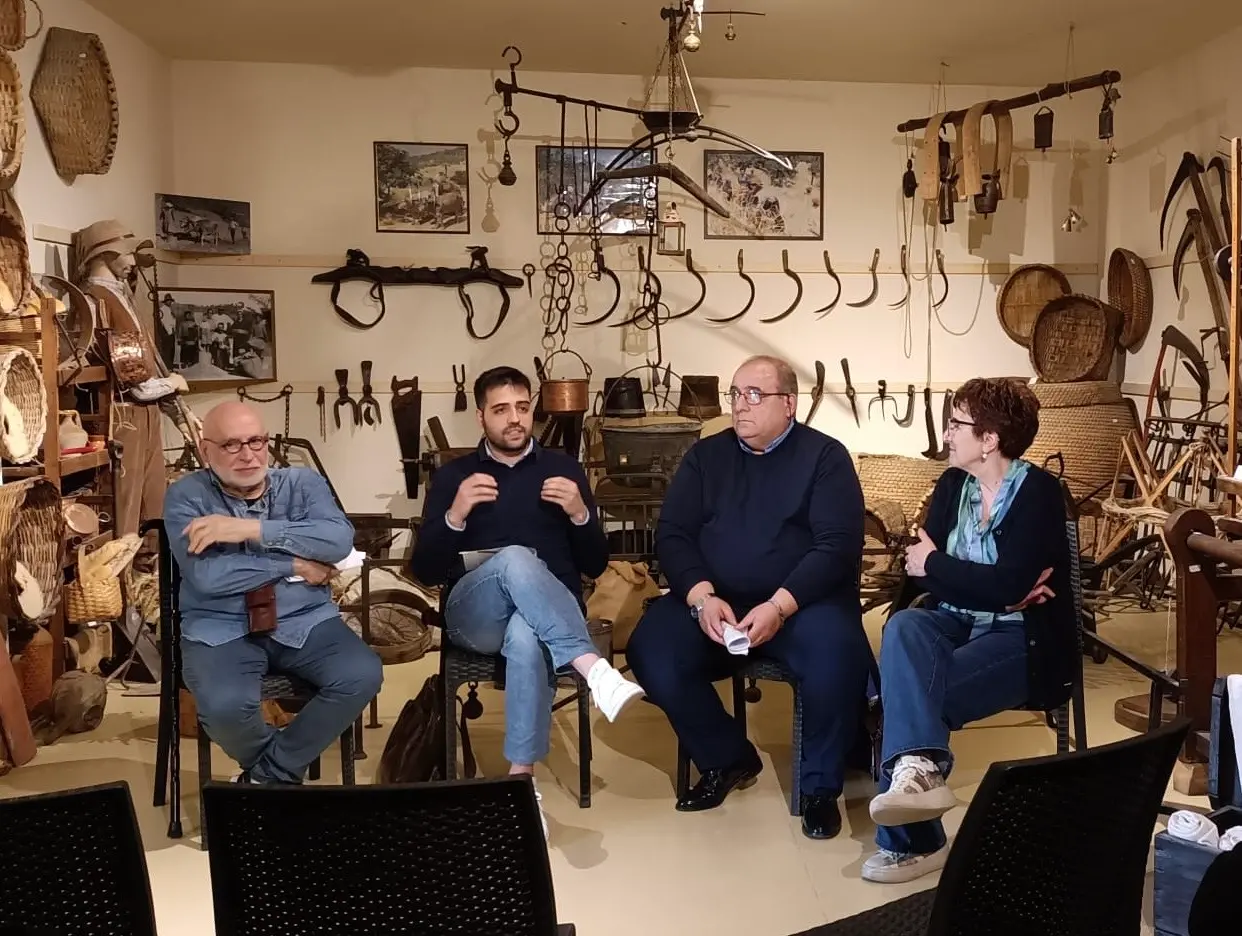 Nuvole abusive, il nuovo libro dello scrittore calabrese Fiorenzo Pantusa presentato tra le\n\nmeraviglie del Museo del Pane di Cuti\n