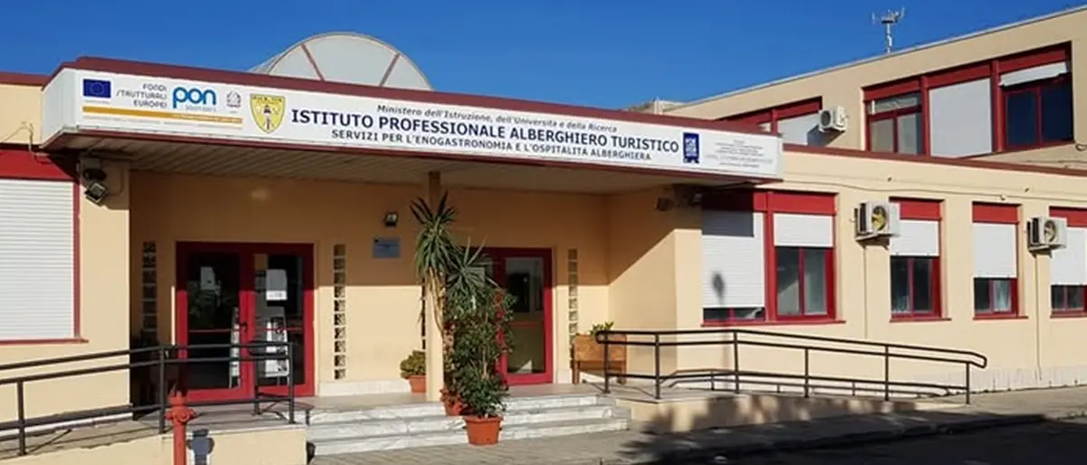 Inclusione, formazione e solidarietà: all’Ipalbtur Trecroci\u00A0tutti con le\u00A0“Mani\n\nin Pasta”\n