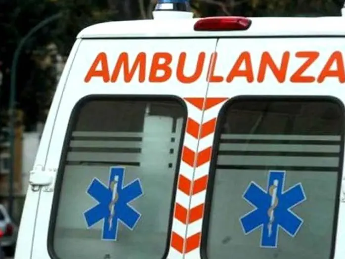 Ambulanze ferme e carenza di personale del 118 tra Cosenza e Crotone, il Nursind: «A rischio ferie e servizi»