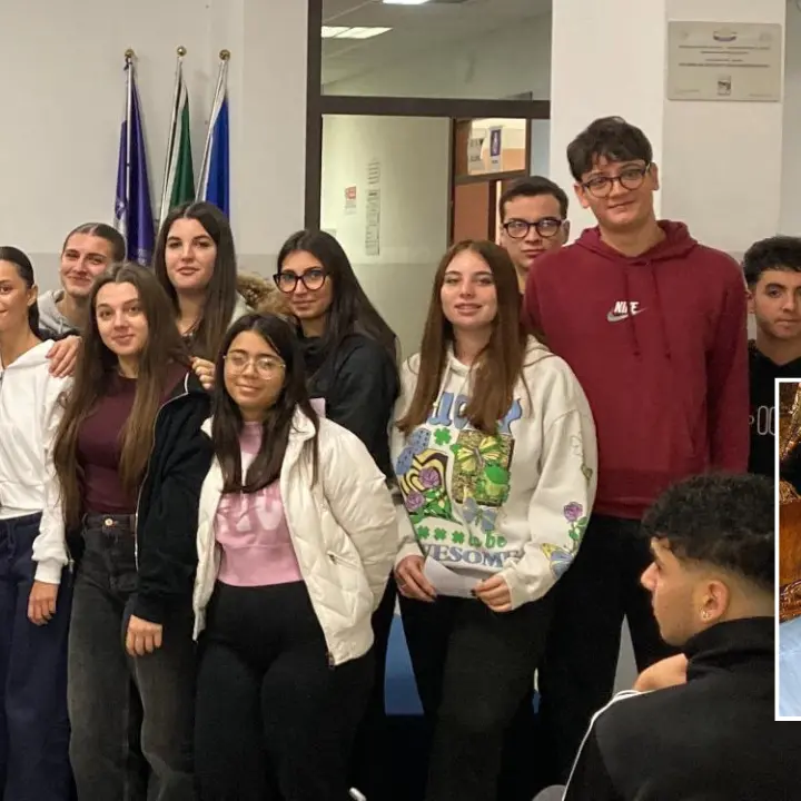 Vibo, al Valentianum la presentazione della “Biblioteca letteraria digitale urbana”\n