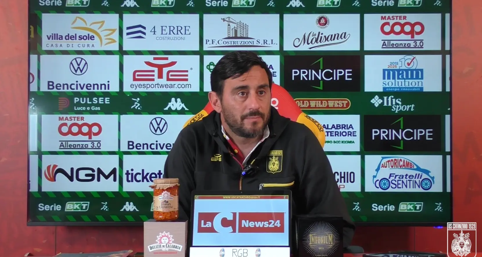 Playoff Serie B, Aquilani carica il Catanzaro per la sfida con l’Avellino: «Non dobbiamo snaturarci, il Ceravolo ci spingerà»
