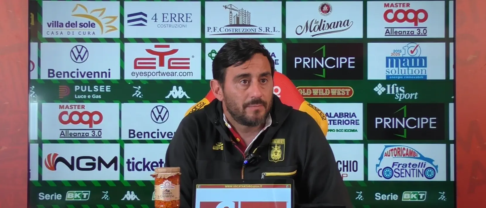 Playoff Serie B, Aquilani carica il Catanzaro per la sfida con l’Avellino: «Non dobbiamo snaturarci, il Ceravolo ci spingerà»