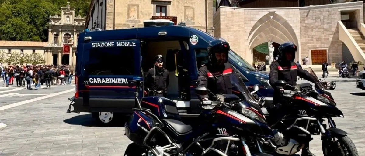 Finto comandante telefona a un anziano, poi la rapina: i dettagli dell’arresto di un 52enne\n