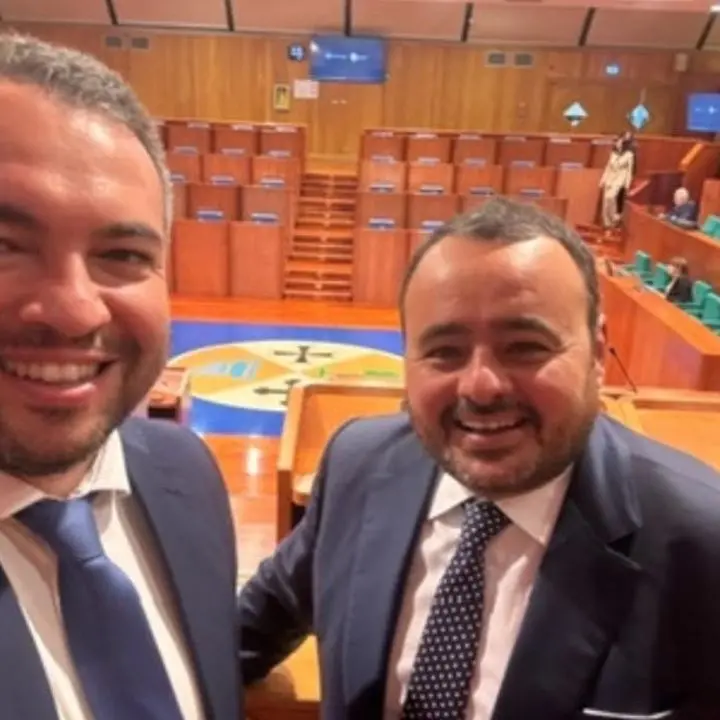 Balneari, via libera unanime alle leggi regionali: Noi Moderati esulta\n