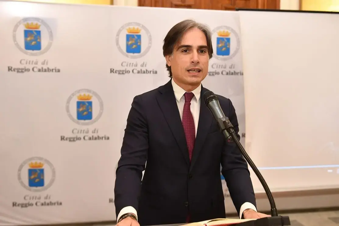 Demanio marittimo, Falcomatà: «Dopo tre mesi la montagna ha partorito il topolino»\n