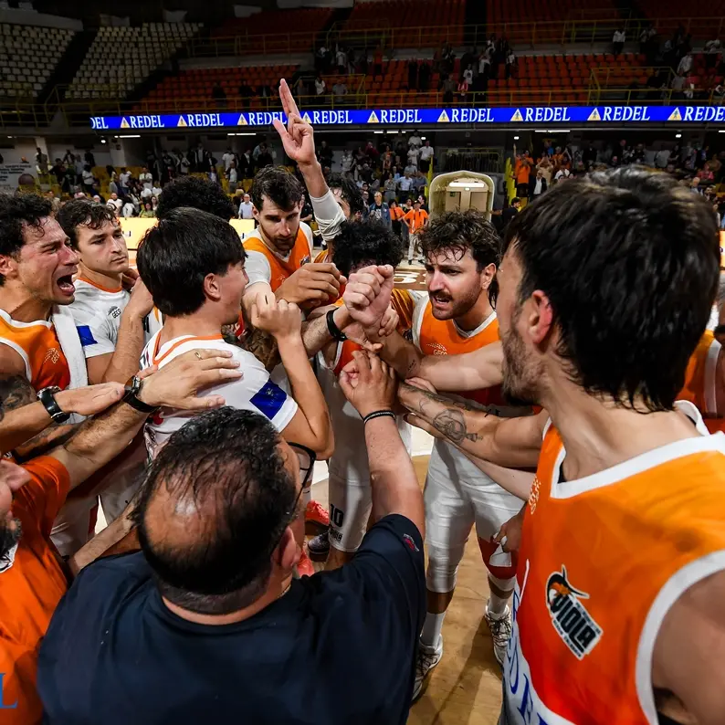Play off, Redel Reggio batte Benevento 90 a 77 e vola ai quarti di finale\n
