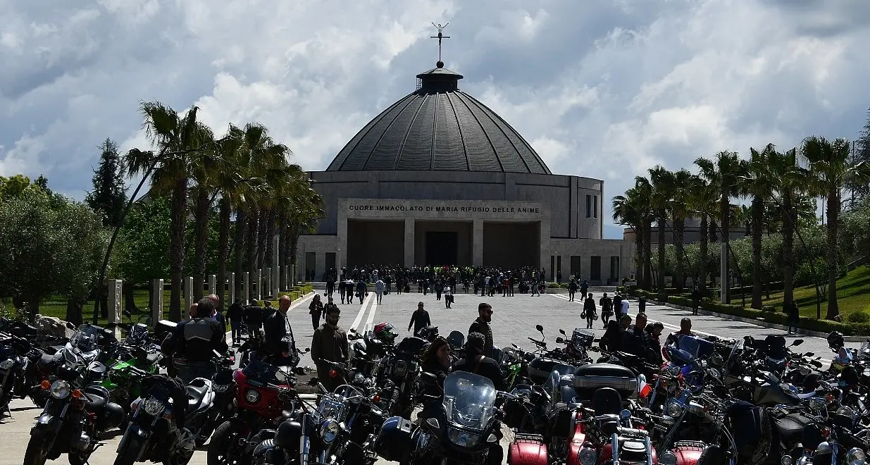 Mileto invasa da 400\u00A0centauri, successo per la prima edizione del Motogiro\n