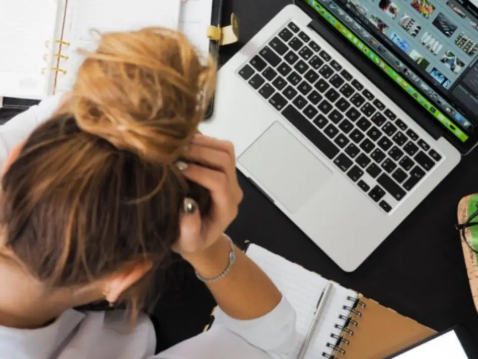 Donne e lavoro, Calabria maglia nera: occupazione ferma, pochi asili nido e stipendi tra i più bassi d’Italia