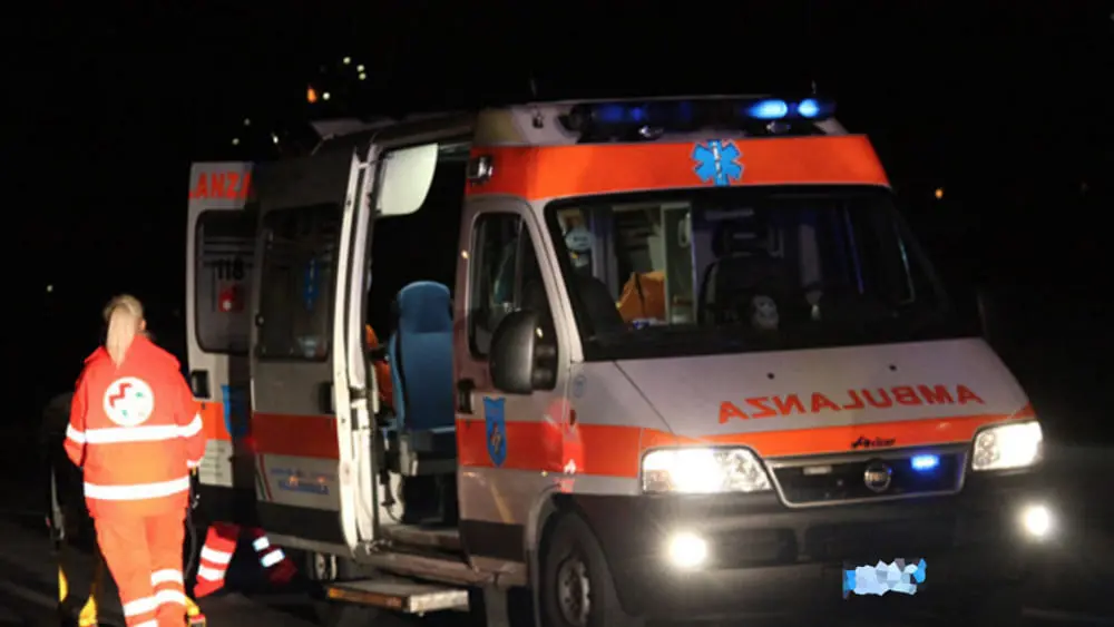 Cetraro, incidente autonomo sulla SS18: madre e figlia di dieci anni in gravi condizioni\n