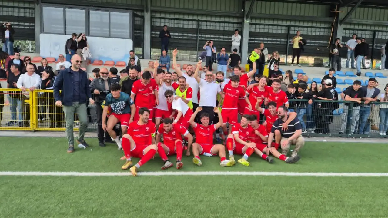 Promozione B, salvezza che vale un campionato per il Taverna. Macario: «Abbiamo lottato contro tutto e tutti, anche contro lo scetticismo»\n