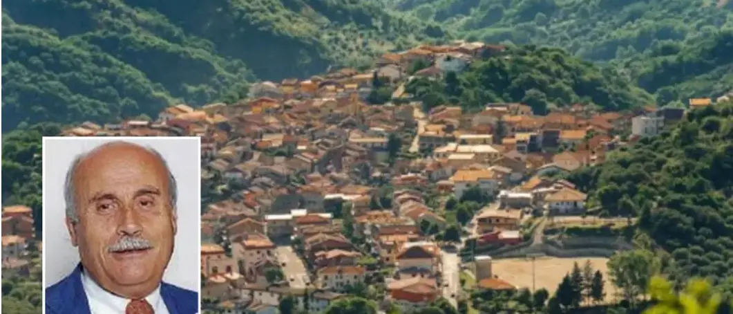 Ancora intimidazioni nel Vibonese, ritrovato un proiettile sulla tomba del padre del sindaco di Vazzano\n