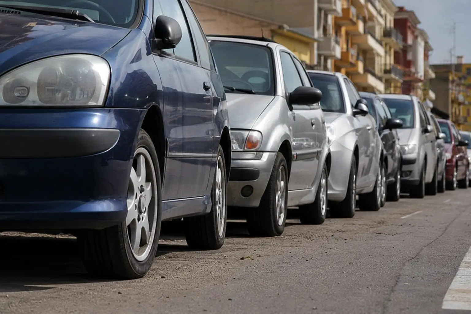 Auto sempre più vecchie a Vibo Valentia: età media dei veicoli sale a 14 anni e 7 mesi\n