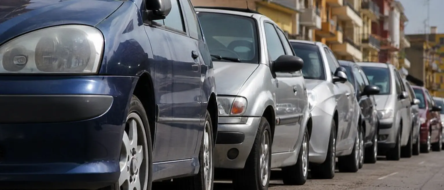 Auto sempre più vecchie a Vibo Valentia: età media dei veicoli sale a 14 anni e 7 mesi\n