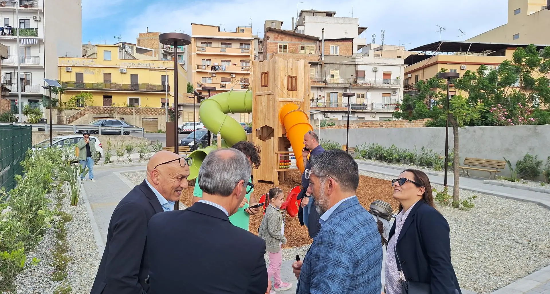 Ex Polveriera, Battaglia: «Restituito alla città un nuovo spazio: realizzata un’area con giochi per bambini»\n