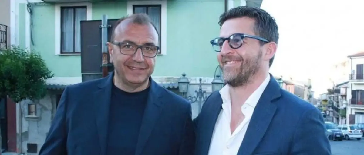 Zappone con Stasi a Roggiano: «Serve una rete di sindaci per cambiare»\n