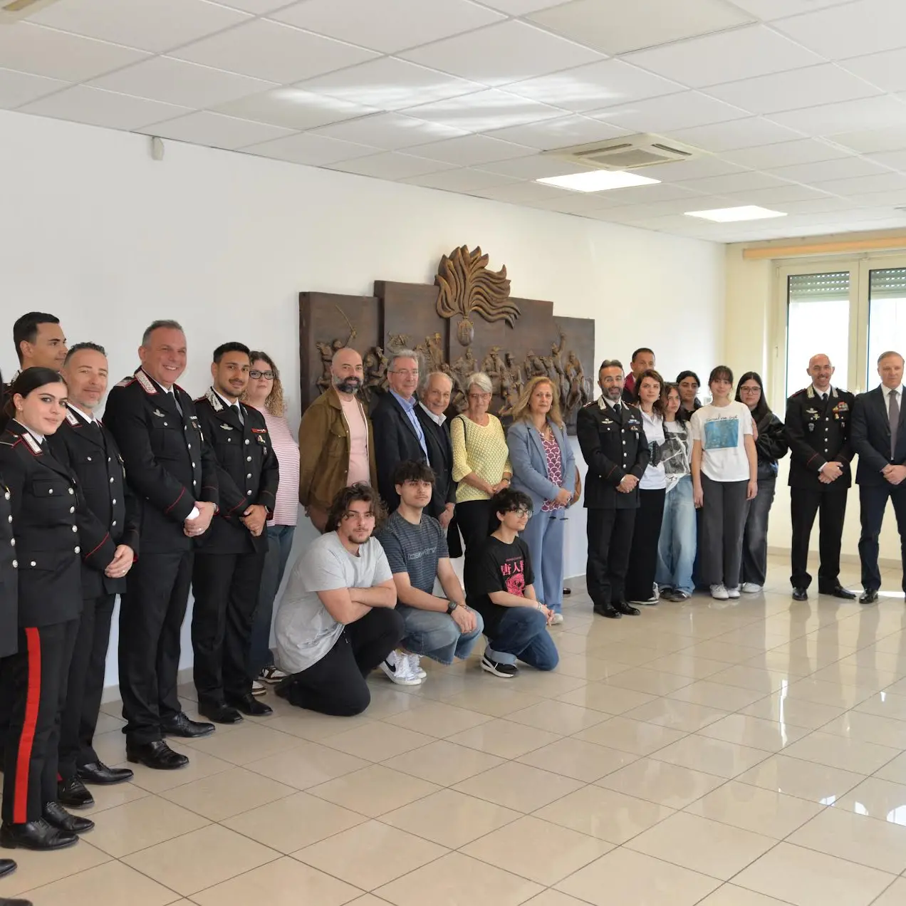 Siderno, il liceo artistico dona ai carabinieri un’opera sulla battaglia di Culquaber\n
