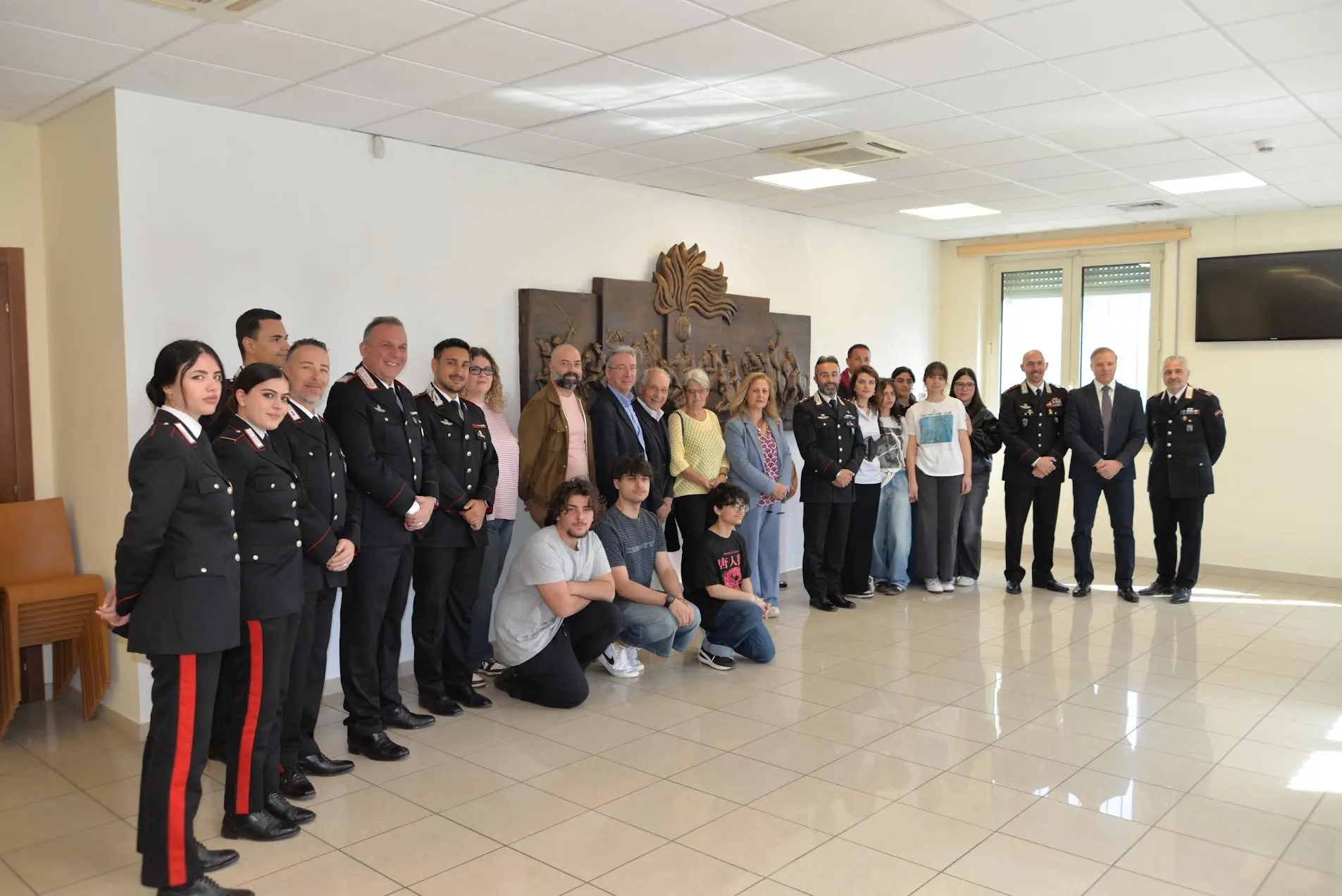Siderno, il liceo artistico dona ai carabinieri un’opera sulla battaglia di Culquaber\n