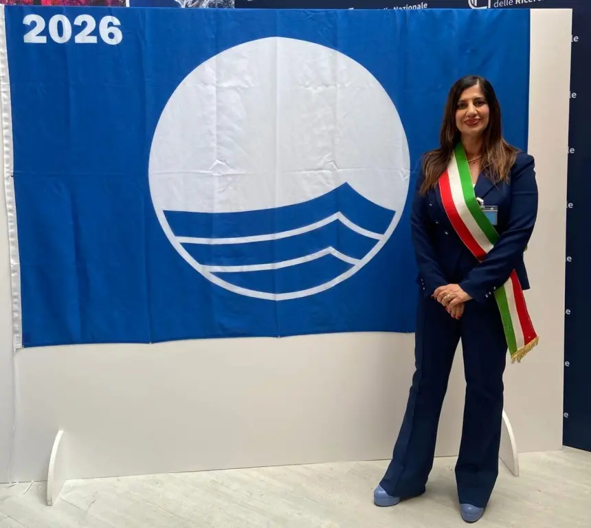 Bandiera Blu per il quarto anno consecutivo a Catanzaro e alla spiaggia di Giovino, la soddisfazione di Iemma\n