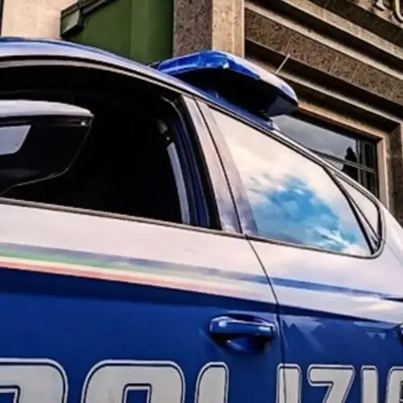 Spaccio e armi bianche, operazione nazionale della Polizia anche nel Vibonese: 8mila controlli tra centro e località costiere
