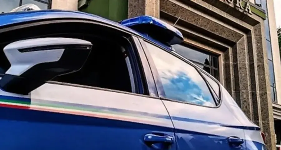 Spaccio e armi bianche, operazione nazionale della Polizia anche nel Vibonese: 8mila controlli tra centro e località costiere