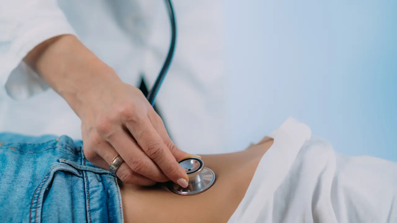 «Dieta mediterranea, tecnologia e ricerca»: ecco la nuova epato-gastroenterologia per il prof\u00A0Abenavoli\n