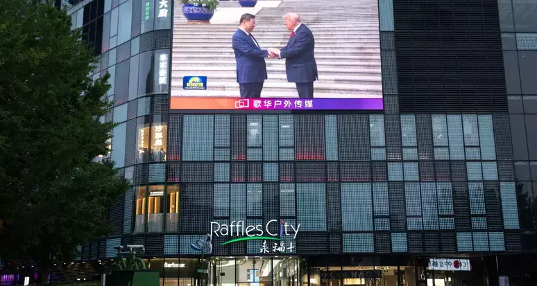 Iran, Trump apre alla mediazione cinese: «Xi Jinping vuole un accordo, non darà armi a Teheran»\n