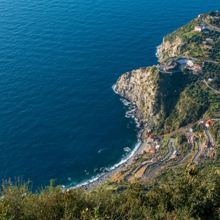 Costa Viola ancora senza Bandiera Blu: «Il mare non basta, serve investire su\u00A0servizi e salvaguardia del territorio»\n