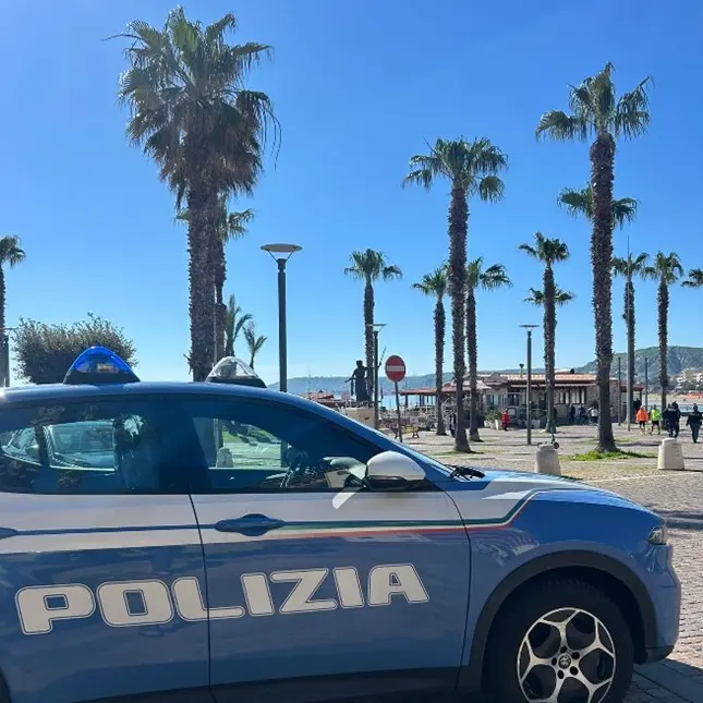 Crotone, controlli della polizia in bar e circoli ricreativi: una denuncia e multe per 24 mila euro\n