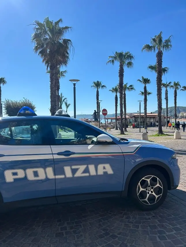 Crotone, controlli della polizia in bar e circoli ricreativi: una denuncia e multe per 24 mila euro\n