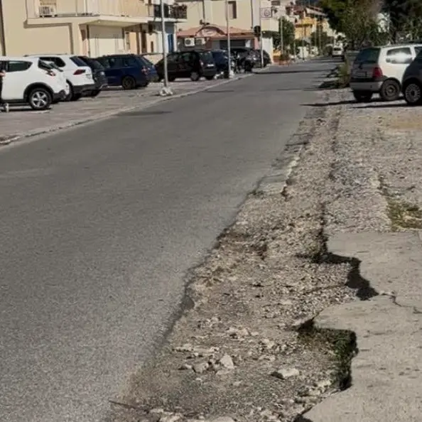 Lungomare di Gallico, Chirico: «Con la stagione estiva alle porte, la spiaggia è abbandonata»\n