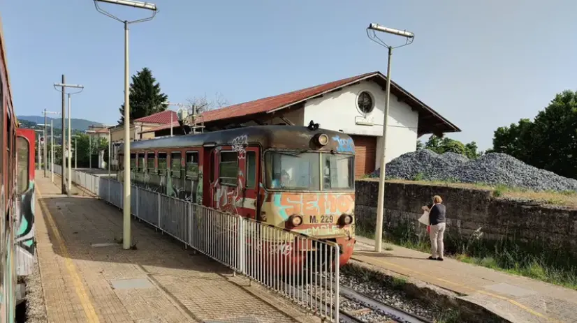 Riparte la tratta ferroviaria Cosenza–Piane Crati: primo passo verso il ritorno alla normalità nel Savuto\n