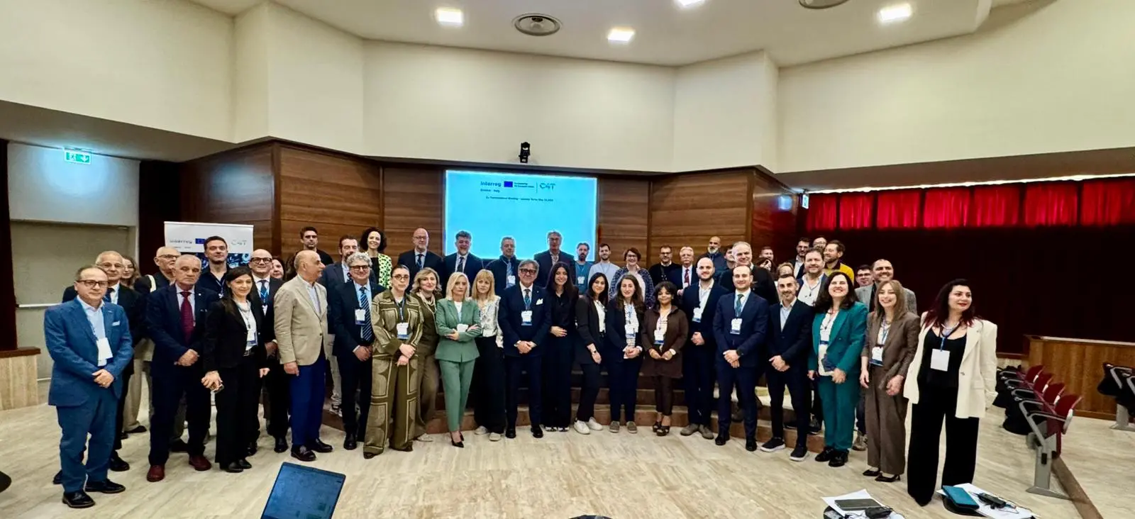 Digitalizzare il Mediterraneo, intesa tra Italia e Grecia: successo a Lamezia Terme per l’evento internazionale ospitato da Unioncamere\u00A0\n