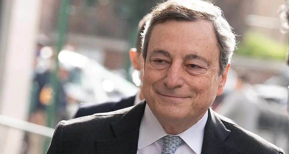 Mario Draghi avverte l’Europa: «Senza investimenti e mercato unico il declino economico è inevitabile»\n