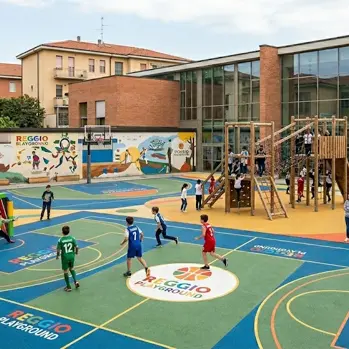 Briante rilancia “Reggio Playground”: «Le scuole aperte diventino piazze di quartiere»\n