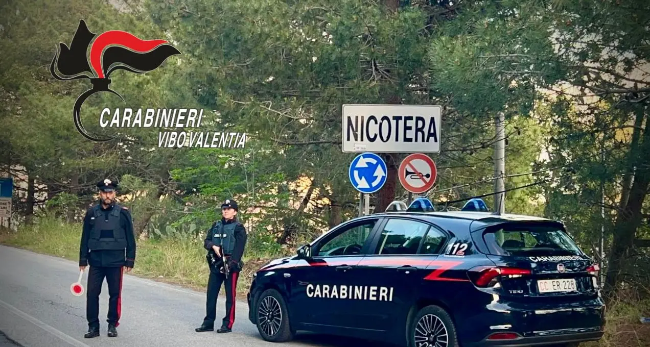 <p>Nicotera, viola la sorveglianza speciale e aggredisce un uomo in centro: domiciliari con <span style=\"color:hsl(0, 75%, 60%);\">braccialetto elettronico</span></p>