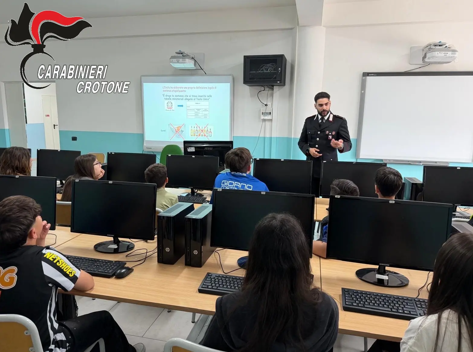 Droga a scuola, carabinieri impegnati in progetti di contrasto e prevenzione della tossicodipendenza\n