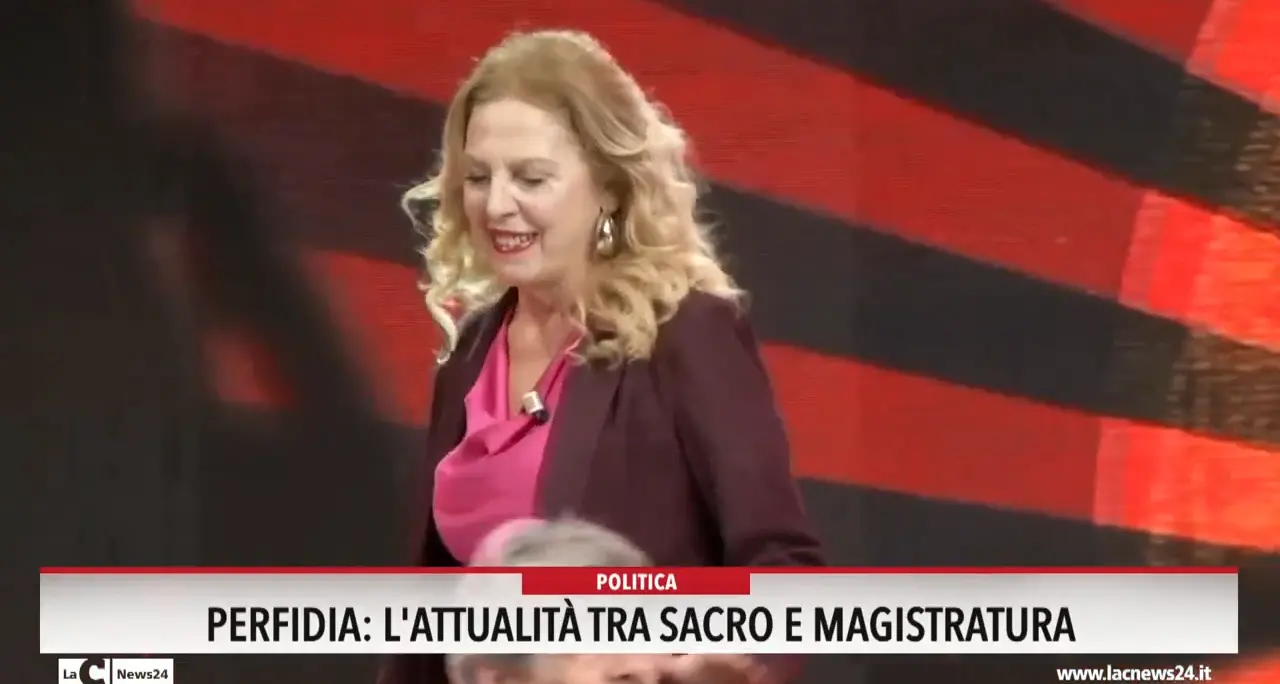 Perfidia: l'attualità tra sacro e magistratura