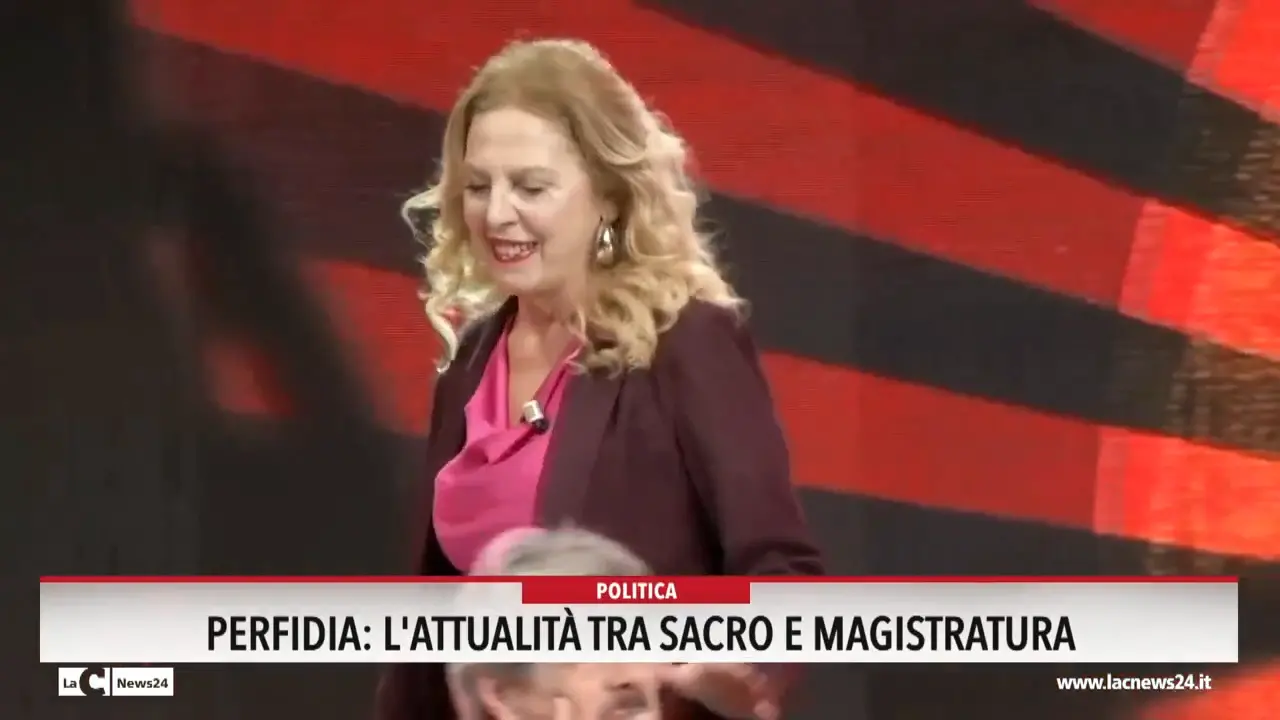 Perfidia: l'attualità tra sacro e magistratura