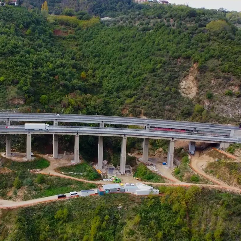Rogliano, automobilista imbocca contro mano una rampa sull’A2 e rischia di provocare un incidente\n
