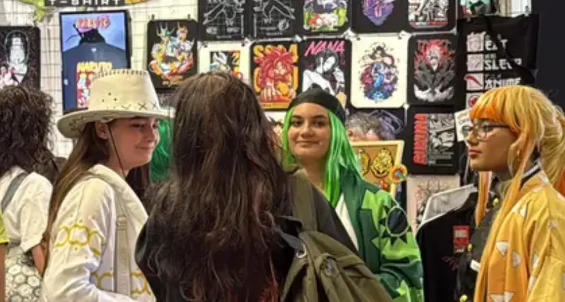 <p>Cosenza Comics, il maltempo non spegne la festa: boom di cosplayer, manga e videogame – FOTO</p>