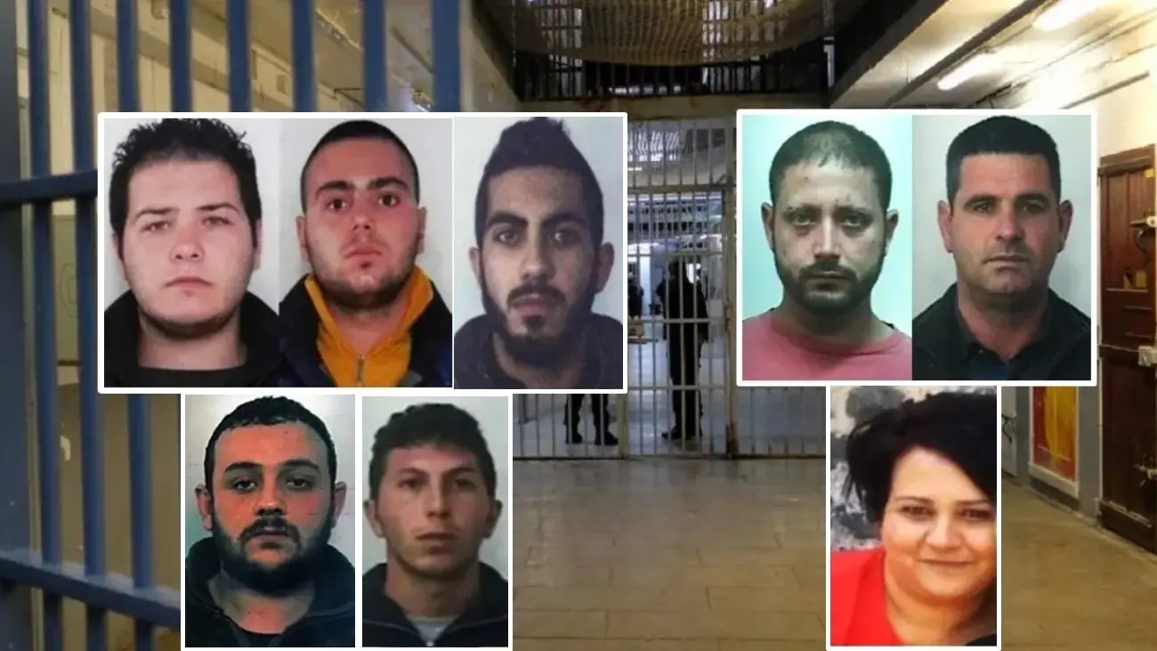 <p>In foto da sinistra: Rinaldo Loielo, Filippo Pagano, Valerio Loielo e in basso Antonino Zupo e Cristian Loielo. A destra: Nicola Ciconte, Francesco Alessandria e in basso Marianna Raimondo</p>\\n