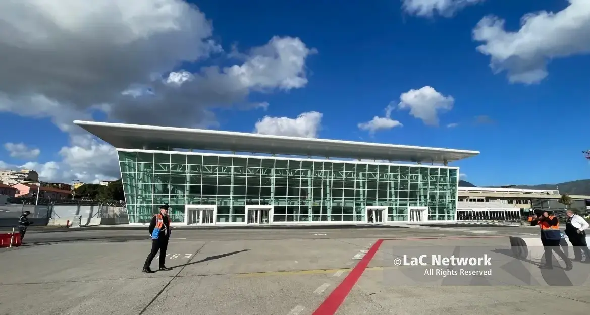 <p>Aeroporto di Reggio Calabria, inaugurato il nuovo terminal partenze</p>