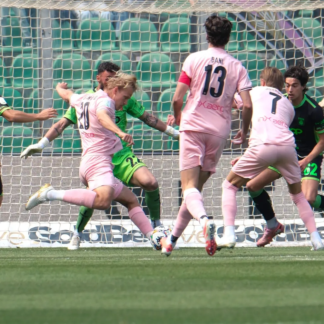 Play off Serie B, il Catanzaro\u00A0sogna in grande! Al Ceravolo arriva il Palermo, via alla caccia alla finale\n