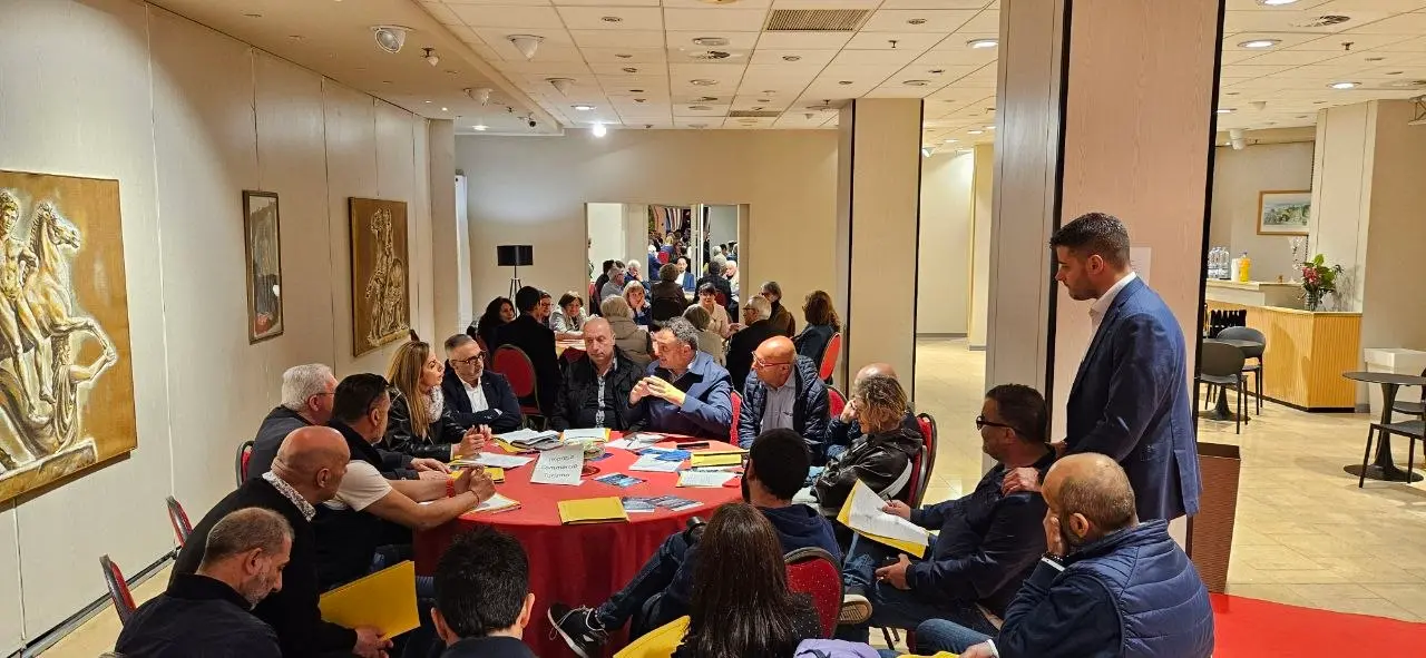 A Vibo Valentia fa tappa “Nova”, l’iniziativa del M5s per raccogliere proposte in vista delle Politiche 2027\n