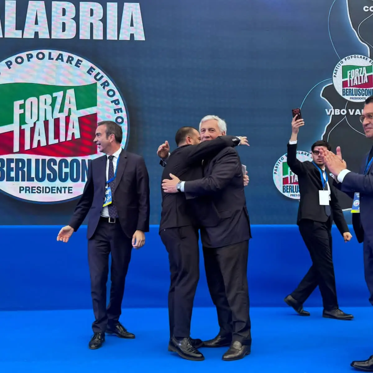 Tajani incorona Cannizzaro:\u00A0«La Calabria modello virtuoso, qui Forza Italia cresce il con il consenso e le idee»\n
